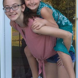 Meet your Posher, Laurie